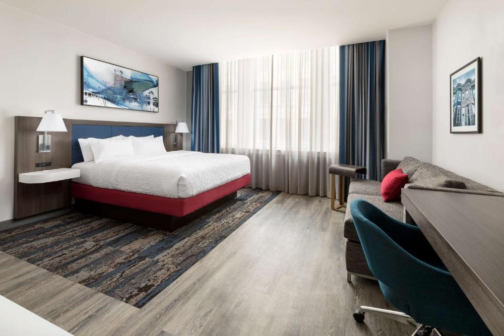 Hampton Inn & Suites Baltimore Inner Harbor Image 34