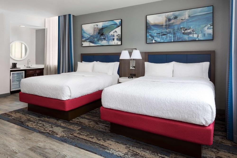 Hampton Inn & Suites Baltimore Inner Harbor Image 41